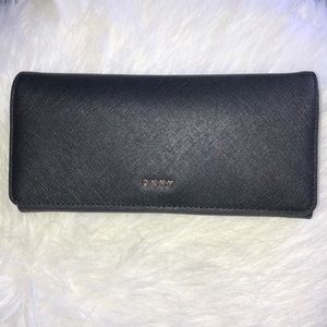 DKNY Wallet